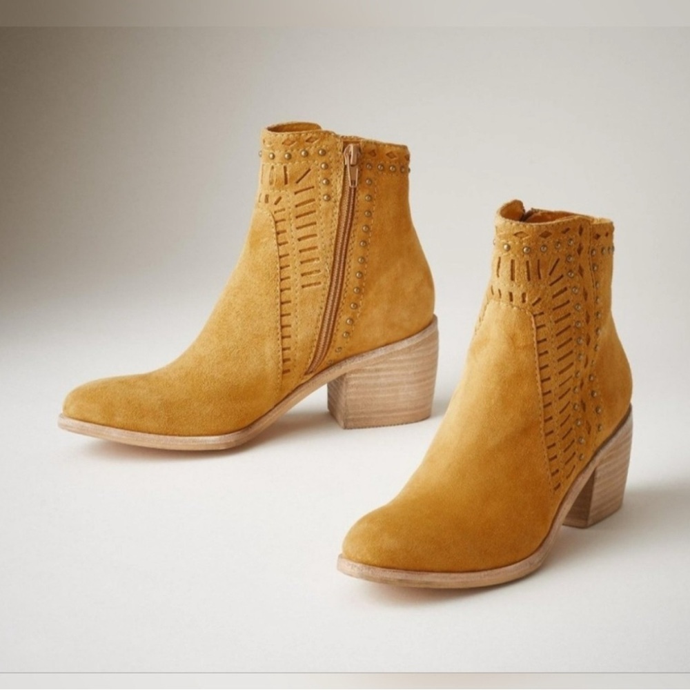 Sundance - Silent D Mustard Ankle Boots - Picture 3 of 9